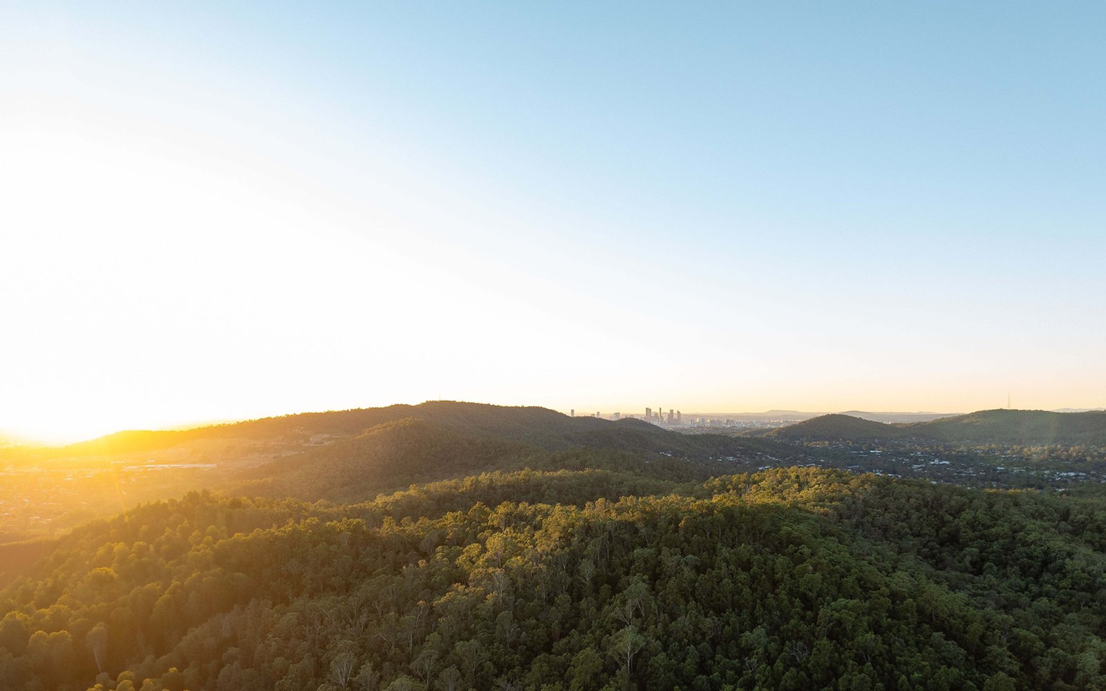Elle Sunset 600 x 250